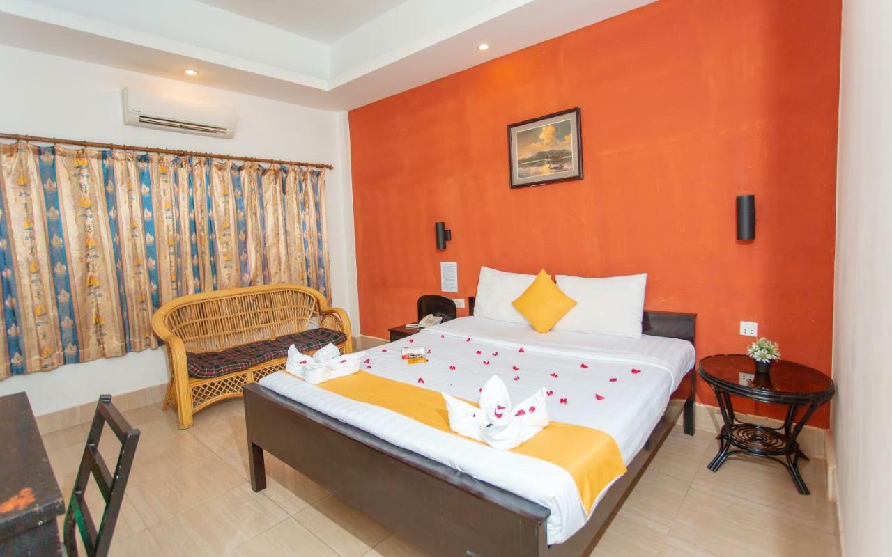 Best Central Point Hotel Phnom Penh Exterior photo